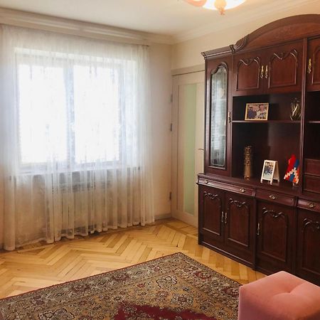 Apartment On Tigranyan 5 Jerevan Buitenkant foto